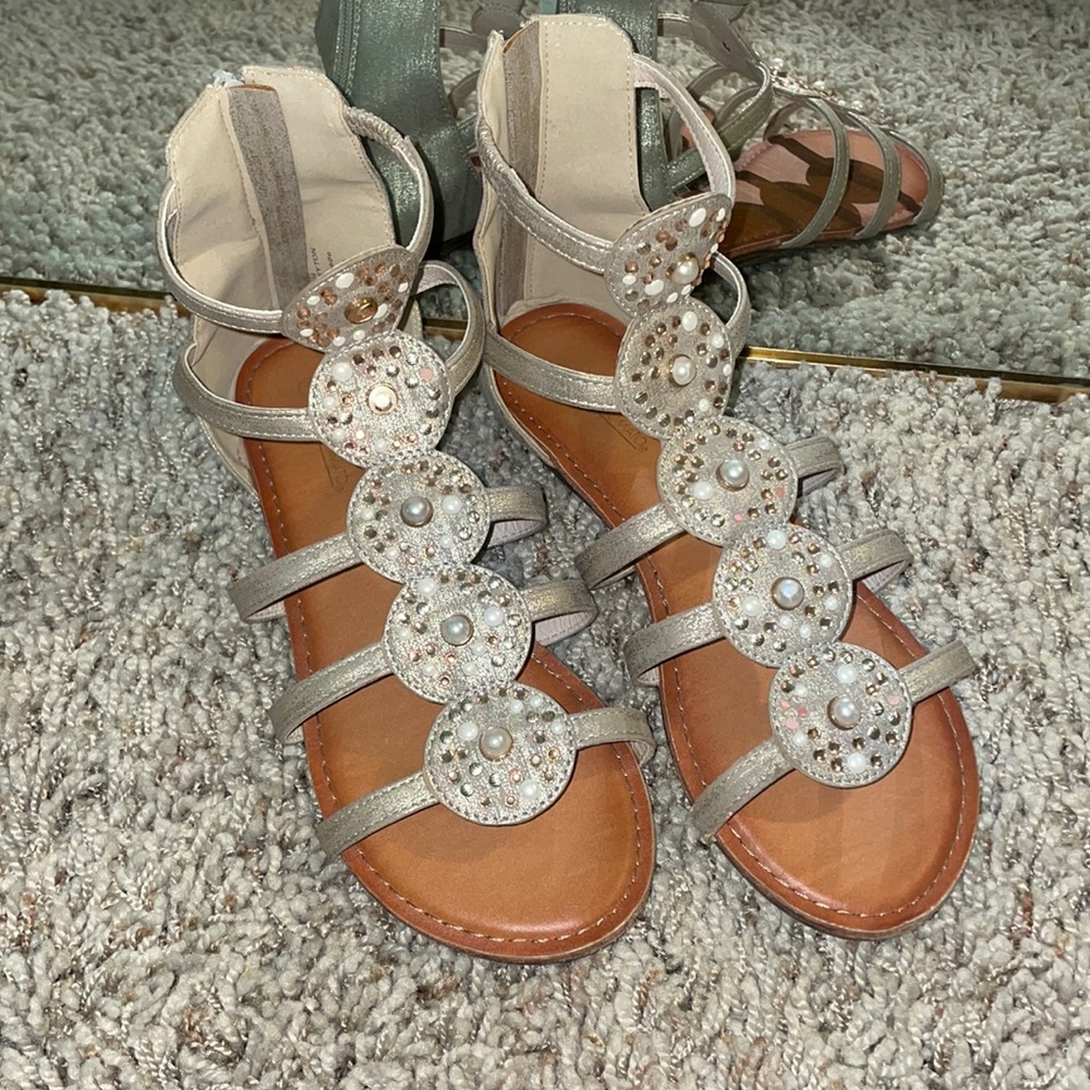 hot tomato women’s sandals
